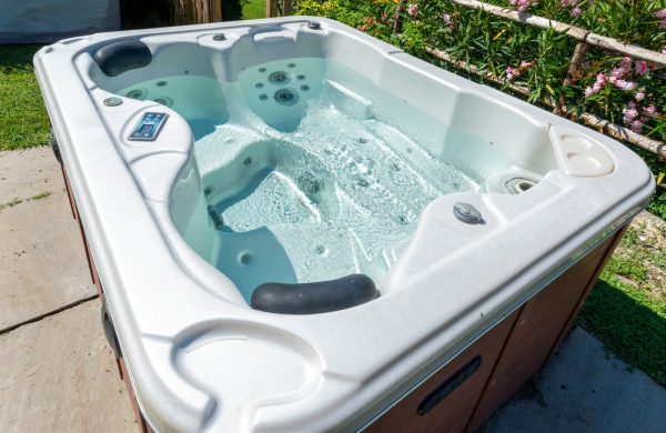 How to turn any tub into a Spa Jacuzzi – A Thrifty Mom